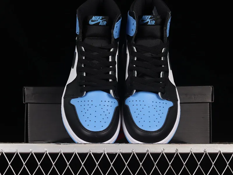 All categories Air Jordan Jordan series basketball shoes Air Jordan 1 High X version Air Jordan 1 High OG "UNC Toe" AJ1 Joe 1 black and blue toe DZ5485-400